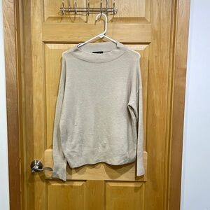 Ann Taylor beige sweater Scion’s neck size S
